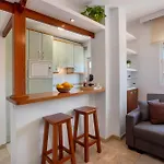 Carlos Haya Apartman *