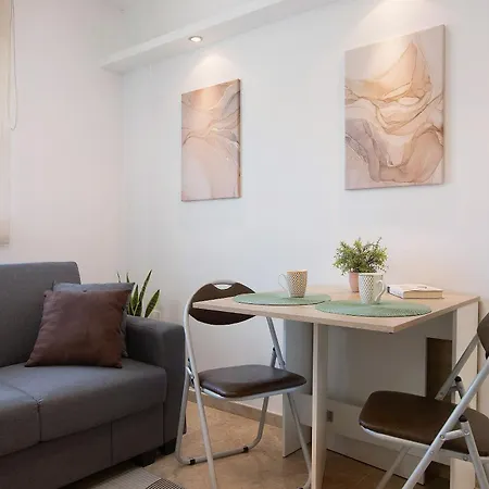 Carlos Haya Apartament